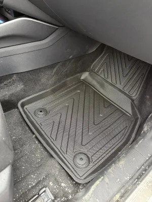 Skoda Fabia 2022 ve Sonrası Premium Havuzlu Oto Paspas - Görsel 4