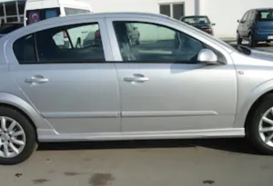 Opel Uyumlu Astra H Sedan 2004+ Yan Marşpiyel - Görsel 2