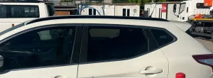 Nissan Qashqai 2013-2021 (J11) uyumlu 2017-2021 Tavan Çıtası Parlak Siyah modelleri DRS Tuning'de. Kaliteli malzeme, hızlı kargo ve güvenli alışverişle hemen