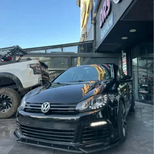 Boğaziçi uyumlu Vw Golf 6 2009-2012 3 Parça Siyah Ön Lip modelleri DRS Tuning'de. Kaliteli malzeme, hızlı kargo ve güvenli alışverişle hemen inceleyin.
