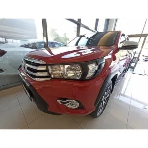 Toyota Hilux Revo 2015-2019 Far Ve Stop Çerçevesi Kaplama Siyah - Görsel 3