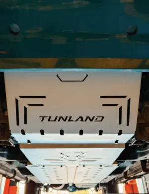 AQM uyumlu Foton Tunland Çelik Karter Koruma 2024+ -S90 modelleri DRS Tuning'de. Kaliteli malzeme, hızlı kargo ve güvenli alışverişle hemen inceleyin.