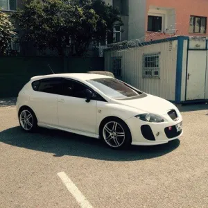 Seat Leon 2005-2012 (1P) uyumlu Mk2 Yan Marşpiyel modelleri DRS Tuning'de. Kaliteli malzeme, hızlı kargo ve güvenli alışverişle hemen inceleyin.