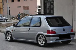 Body Kit Marşpiyel uyumlu Peugeot 106 Yan Marşpiyel (Fiber) modelleri DRS Tuning'de. Kaliteli malzeme, hızlı kargo ve güvenli alışverişle hemen inceleyin.