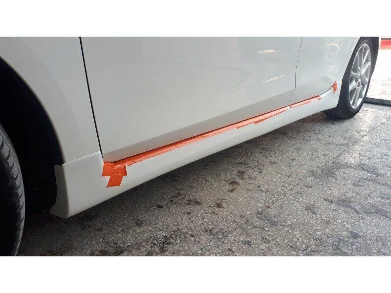 Mazda 3 Uyumlu Yan Marşpiyel 2010-2013 (Fiber)