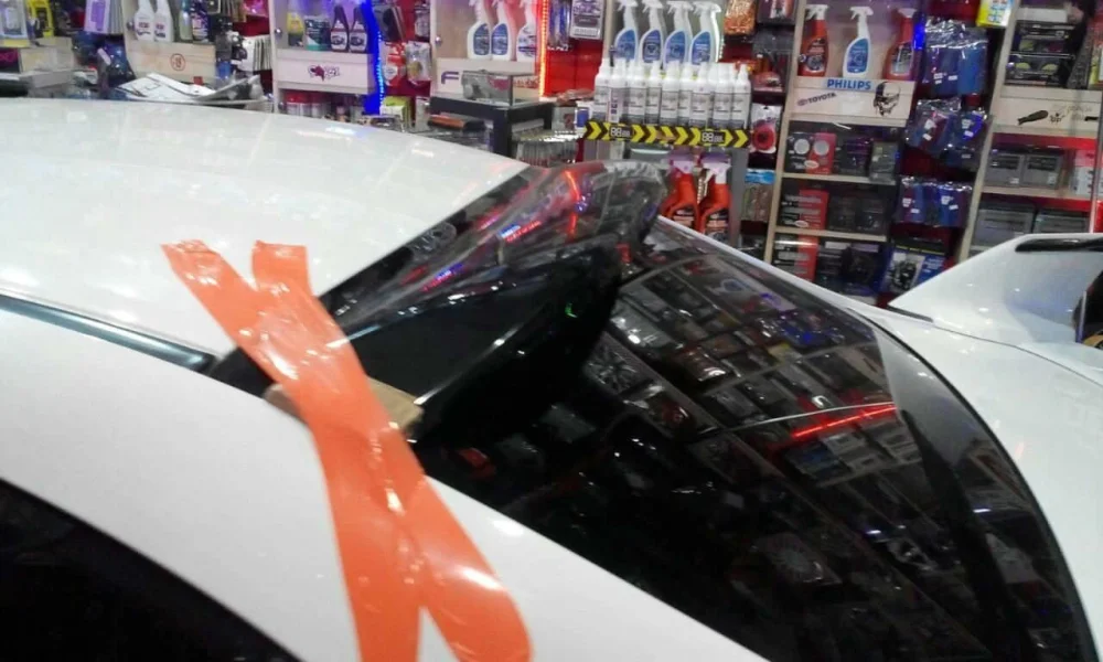 Honda Civic Uyumlu Fb7 Civic Cam Üstü Spoiler