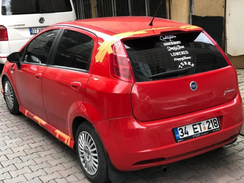 Fiat Punto Uyumlu Evo Spoiler (Fiber)