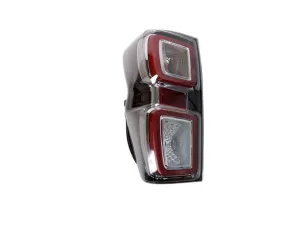 D-Max 2021+ Uyumlu İçin Uyumlu Stop Ledli - Sol (Kırmızı Sis)DRS Tuning kalitesiyle tanışın! Özel olarak Isuzu  model araçlar için üretilen bu ürün, otomobilini