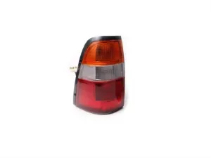 İsuzu Tfr Uyumlu 97-99 Stop (Sol)DRS Tuning kalitesiyle tanışın! Özel olarak Isuzu  model araçlar için üretilen bu ürün, otomobilinizin hatlarına sportif ve din