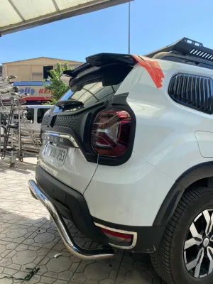 Dacia Duster 2017-2024 (HM) uyumlu Spoiler 2021 Boyalı modelleri Oto Aksesuar Shop'de. Kaliteli malzeme, hızlı kargo ve güvenli alışverişle hemen inceleyin.