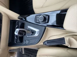3 Serisi Uyumlu F30 Idrive Konsol Kaplama - Piano Black thumb 2