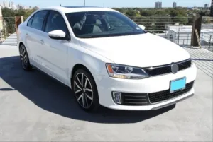 Volkswagen Jetta 2005-2018 (A6) uyumlu 2012-2015 Ön Tampon Panjur Gli modelleri DRS Tuning'de. Kaliteli malzeme, hızlı kargo ve güvenli alışverişle hemen
