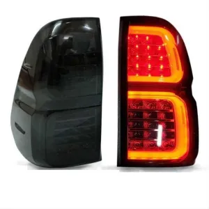 Toyota Hilux Uyumlu Revo 2016+ LED Stop SmokeDRS Tuning kalitesiyle tanışın! Özel olarak Toyota  model araçlar için üretilen bu ürün, otomobilinizin hatlarına s
