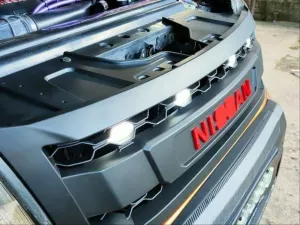 Nissan Navara Uyumlu Np300 (2015-2020) Ledli Panjur- Siyah (Dizayn B) thumb 2