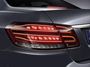 Mercedes W212 Uyumlu E Serisi LED Stop Kırmızı (2009-2013)DRS Tuning kalitesiyle tanışın! Özel olarak Mercedes W212 model araçlar için üretilen bu ürün, otomobi