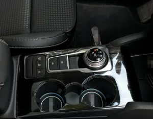 Ford Focus Uyumlu 2019-2021 Vites Çerçeve Kaplama - Titanyum Siyah thumb 3