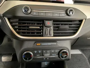 Ford Focus Uyumlu 2019+ Menfez Kaplama 3 Parça Silver(Paslanmaz Çelik) thumb 2