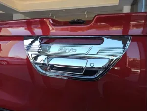 Toyota Hilux Uyumlu Revo 2016-2019 Bagaj Açma Kolu Kaplama KromDRS Tuning kalitesiyle tanışın! Özel olarak Toyota  model araçlar için üretilen bu ürün, otomobil