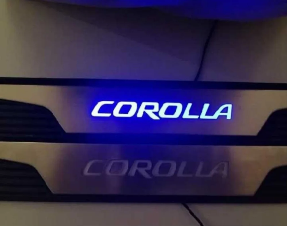 Toyota Corolla Uyumlu 2014-2018 Işıklı Kapı Eşigi Mavi