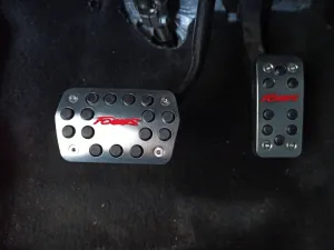 Drs Tuning Focus Uyumlu 2010-2019 Pedal Seti Kırmızı Yazılı Otomatik - Görsel 2