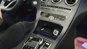 Mercedes W205 Uyumlu 2015-2018 C Serisi Kablosuz Şarj Standı thumb 4