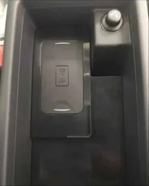 Audi A4 Uyumlu 2016-2019 Telefon Şarj Kiti thumb 3