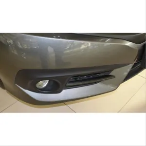 Honda Civic Uyumlu Fc5 2016-2020 Ön Sis Orta Çıta Piano Black thumb 2