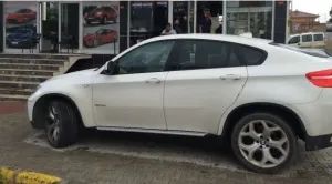 Bmw X6 Uyumlu Yan Basamak Koruma E71 -2008 2015 Bmw StyleDRS Tuning kalitesiyle tanışın! Özel olarak BMW E71 model araçlar için üretilen bu ürün, otomobilinizin
