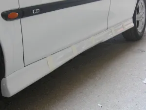 Bozdağ uyumlu Lada Vega Yan Marşpiyel Boyalı modelleri Oto Aksesuar Shop'de. Kaliteli malzeme, hızlı kargo ve güvenli alışverişle hemen inceleyin.