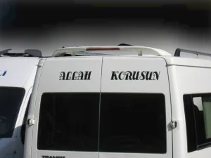Bozdağ uyumlu Ford Transit Spoiler 2007-2014 Model Boyalı modelleri Oto Aksesuar Shop'de. Kaliteli malzeme, hızlı kargo ve güvenli alışverişle hemen inceleyin.