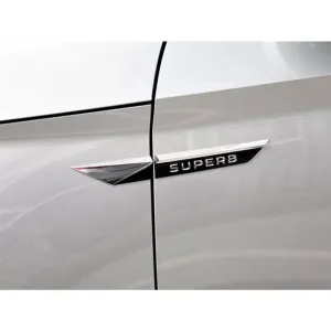 Superb 4'lü Çamurluk Logosu / YACI132 - Görsel 3