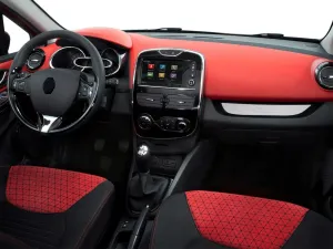 S-Dizayn Renault Clio 4 HB Krom Ön Konsol Çıtası 2012 ÜzeriAraca &Ouml;zel Krom Aksesuar&Uuml;r&uuml;n &Ouml;zellikleri:Krom &uuml;r&uuml;nler ara&ccedil; &uuml